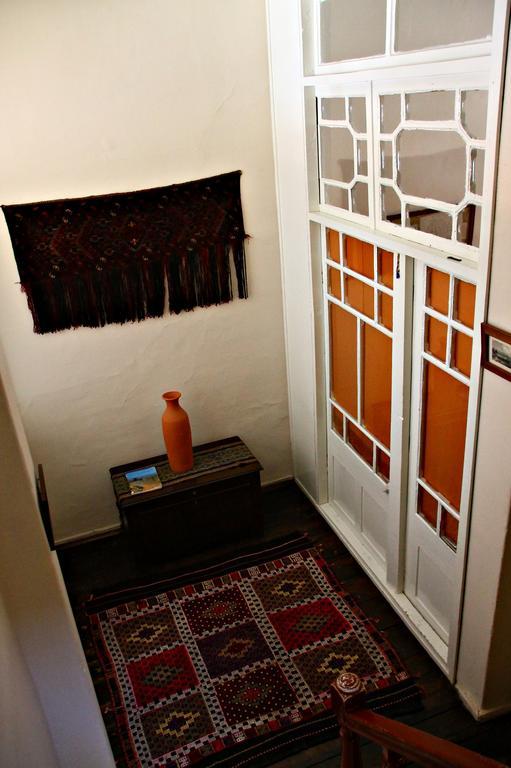 Odyssey Guest House Bergama Bagian luar foto